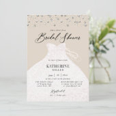 Elegantes Kleid in Perlen Klassisches Ecru Brautpa Einladung (Stehend Vorderseite)