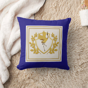 Elegantes königsblaues und goldenes heraldisches K Kissen