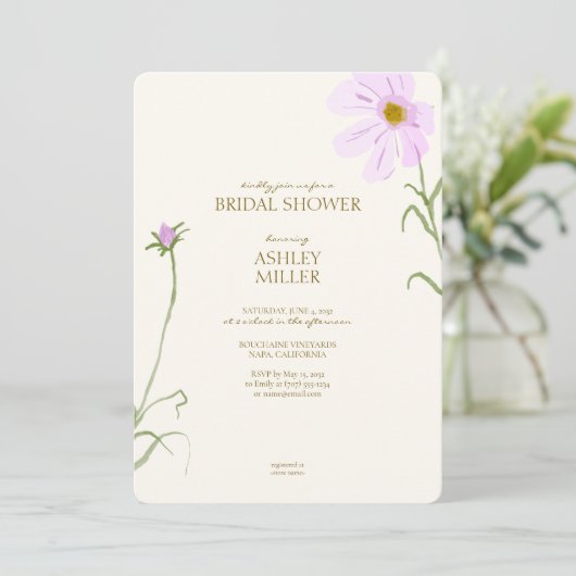 Elegantes Lavender Spring Wildblume Brautparty Einladung (Stehend Vorderseite)