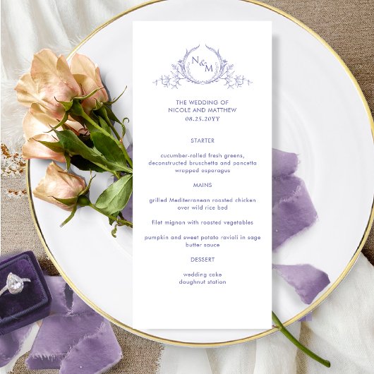 Elegantes Lavender Wedding Menü mit Monogram Menükarte