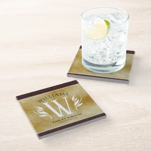 Elegantes Lederleder und Vintages Namensmotto Glasuntersetzer (Schrägansicht)