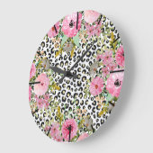 Elegantes Leopard Print und Blumendesign Große Wanduhr (Winkel)