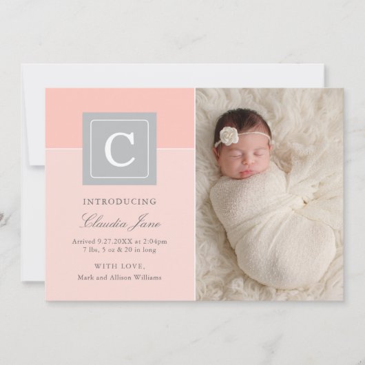 Elegantes Letter Block Baby Girl Foto Blush Birth Ankündigung (Vorderseite)
