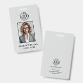 Elegantes Light Gray Minimalistisch Employee Foto Ausweis (Front & Back)