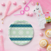 Elegantes Light Green Christmas Snowflake Design Pappteller (Party)