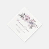 Elegantes Lila Blumenfest Hochzeit Probe Dinner Serviette (Ecke)