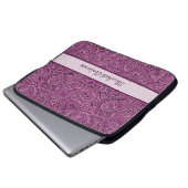 Elegantes lila Blumenpaisley-Muster mit Namen Laptopschutzhülle (Vorne Knopf)