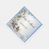 Elegantes Lila Flora- und Schmetterlingspapier Nap Serviette (Ecke)