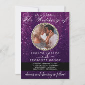 Elegantes Lila Foto Kalligrafie Einladung zur Hoch (Vorderseite)