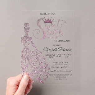 Elegantes lila Glitterkleid Sweet 16 Geburtstag Acryleinladungen