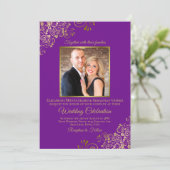 Elegantes Lila & Gold Foto & QR Code Hochzeit Einladung (Stehend Vorderseite)