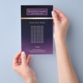 Elegantes Lila & Gold Schönheitssalon & Wellness-C Flyer (Handgriff)