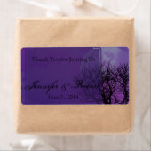 Elegantes Lila gotisches Trinkwasser-Flaschenetike (Insitu)