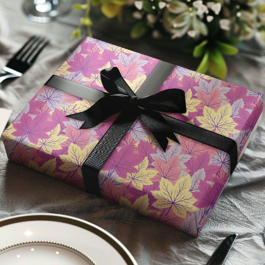 Elegantes, Lila Herbstmuster Geschenkpapier