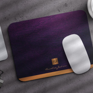 Elegantes lila Ledergold mit Monogramm Mousepad