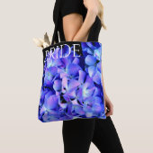 Elegantes lila Magenta Blumenhydrangea Tasche (Von Nahem)