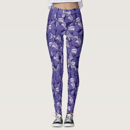 Elegantes Lila Muster Leggings (Vorderseite)