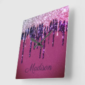 Elegantes Lila rosa Dripping Glitzer Monogramm Quadratische Wanduhr (Winkel)