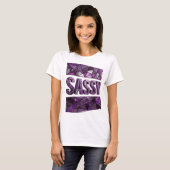 Elegantes lila SASSY Statement-Design T-Shirt (Vorne ganz)