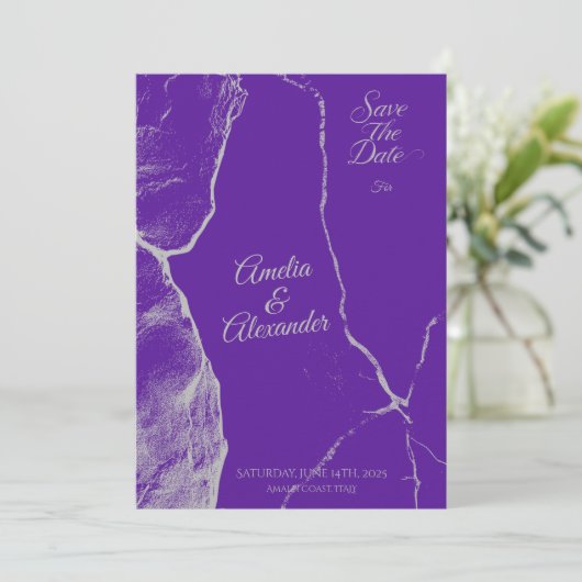 Elegantes Lila & Silber auf Marmor Save the Date Einladung (Stehend Vorderseite)