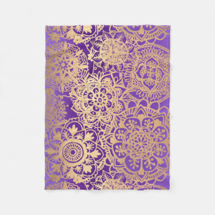 Elegantes Lila und goldenes Mandala-Muster Fleecedecke