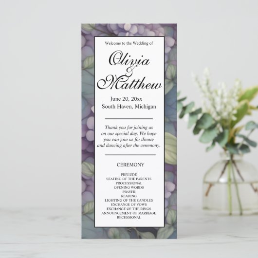 Elegantes lila Wasserfarbenspiel Hochzeitsprogramm (Stehend Vorderseite)