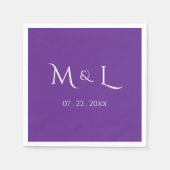 Elegantes lila-weißes Monogramm & Datum Hochzeit  Serviette (Vorderseite)