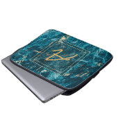 Elegantes Luxus Blue Gold Marmoreffekt Monogram Laptopschutzhülle (Vorne Knopf)