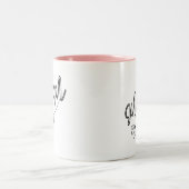 Elegantes "MAMA"-Skript mit Blume-Design Zweifarbige Tasse (Mittel)