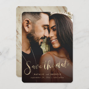 Elegantes Marble Gold Script & Full Bleed Foto Save The Date