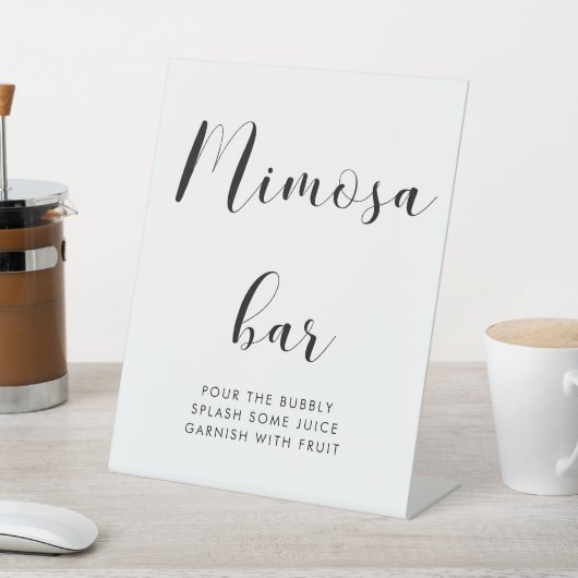 Elegantes Mimosa Bar Sockelschild (In SItu)