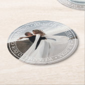 elegantes minimales typografisches Begrüßungs-Foto Runder Pappuntersetzer (Angewinkelt)