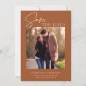Elegantes Minimalistisches Burnt Orange Foto Save The Date (Vorderseite)