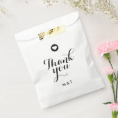 Elegantes Minimalistisches Couple Initial Script V Geschenktütchen (Versiegelt)