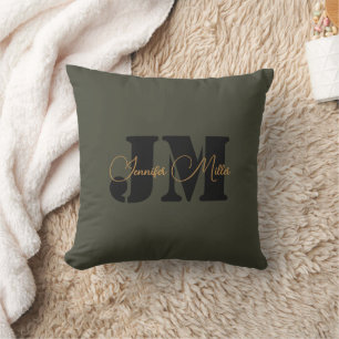 Elegantes minimalistisches dunkles Oliven-Monogram Kissen