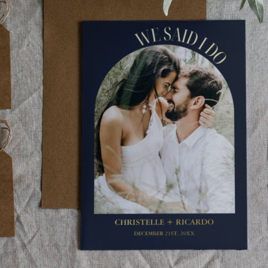 Elegantes Minimalistisches Element der Marine Folieneinladung