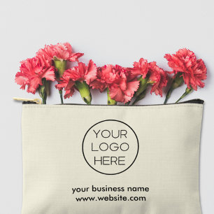 Elegantes Minimalistisches Firmenlogo   Creme Zubehörtasche