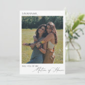 Elegantes Minimalistisches Matron of Honor Vorschl Einladung (Stehend Vorderseite)