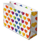 Elegantes Minimalistisches Rainbow Heart Design Große Geschenktüte (Rückseite Schrägansicht)