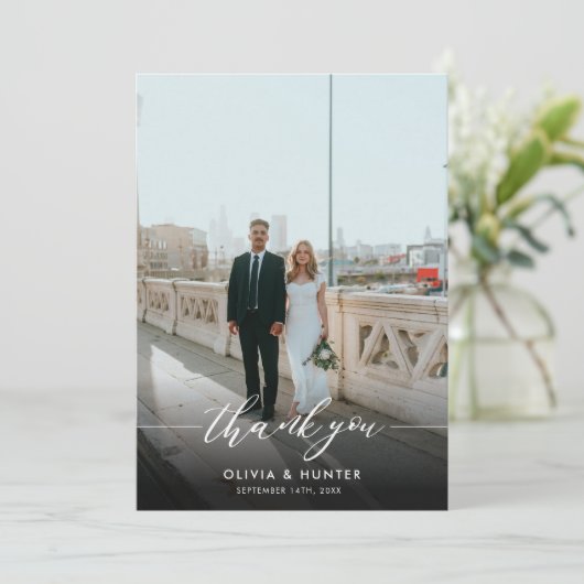 Elegantes Minimalistisches Schwarzes Kalligrafisch Dankeskarte (Stehend Vorderseite)