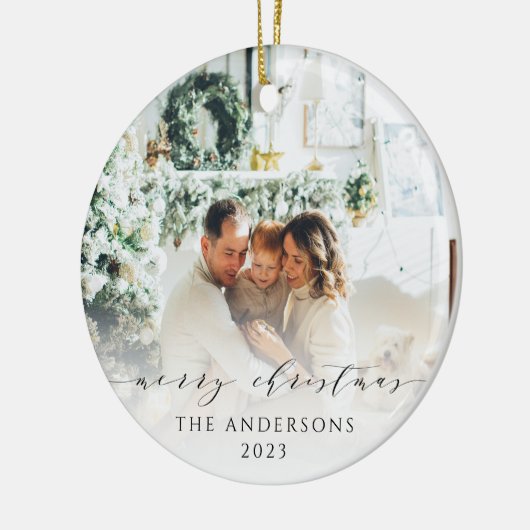 Elegantes Minimalistisches Script Frohe Weihnachte Keramik Ornament (Links)