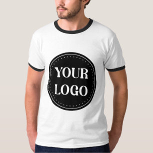 Elegantes, minimalistisches und schlankes schwarze T-Shirt