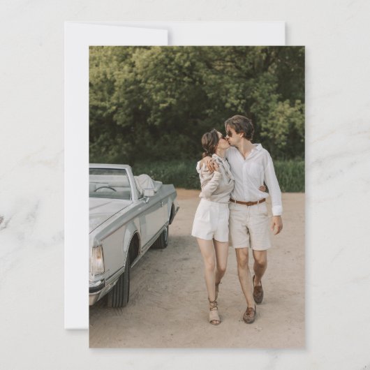 Elegantes Minimalistisches White Script Hochzeit z Save The Date (Rückseite)