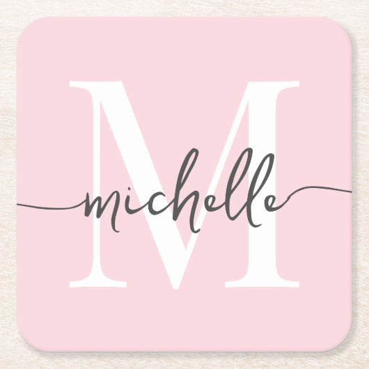 Elegantes Modern Blush Pink Monogram Name Script Rechteckiger Pappuntersetzer (Vorderseite)