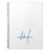 Elegantes Modern White Sky Blue Script Monogram Notizblock (Vorderseite)