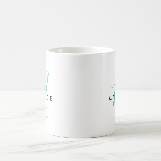 Elegantes, modernes Aquamarines Script Monogram Kaffeetasse (Mittel)