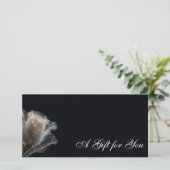 Elegantes modernes Berufliches Geschenkgutschein (Stehend Vorderseite)