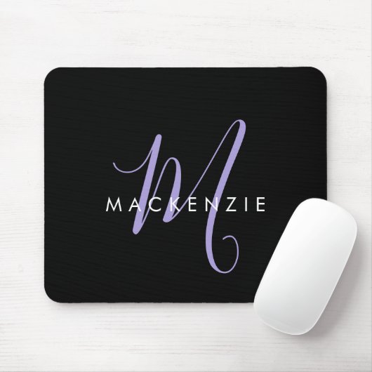 Elegantes, modernes Black Lavender Script Monogram Mousepad (Mit Mouse)