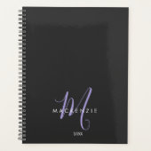 Elegantes, modernes Black Lavender Script Monogram Planer (Vorderseite)
