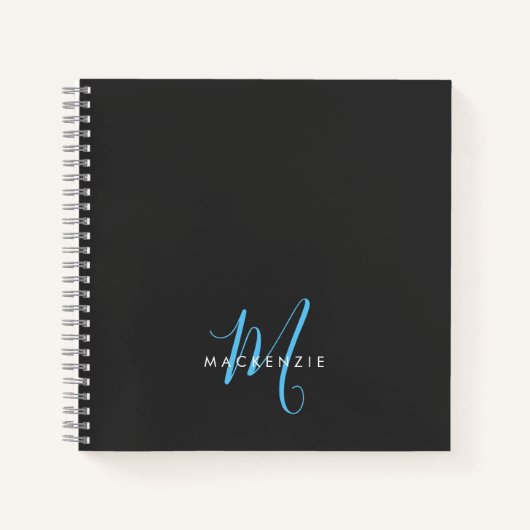 Elegantes, modernes Black Sky Blue Script Monogram Notizblock (Vorderseite)